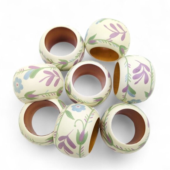 Set of 8 Hand Painted Wooden Floral Napkin Rings Cottagecore Table Decor - Picture 1 of 6